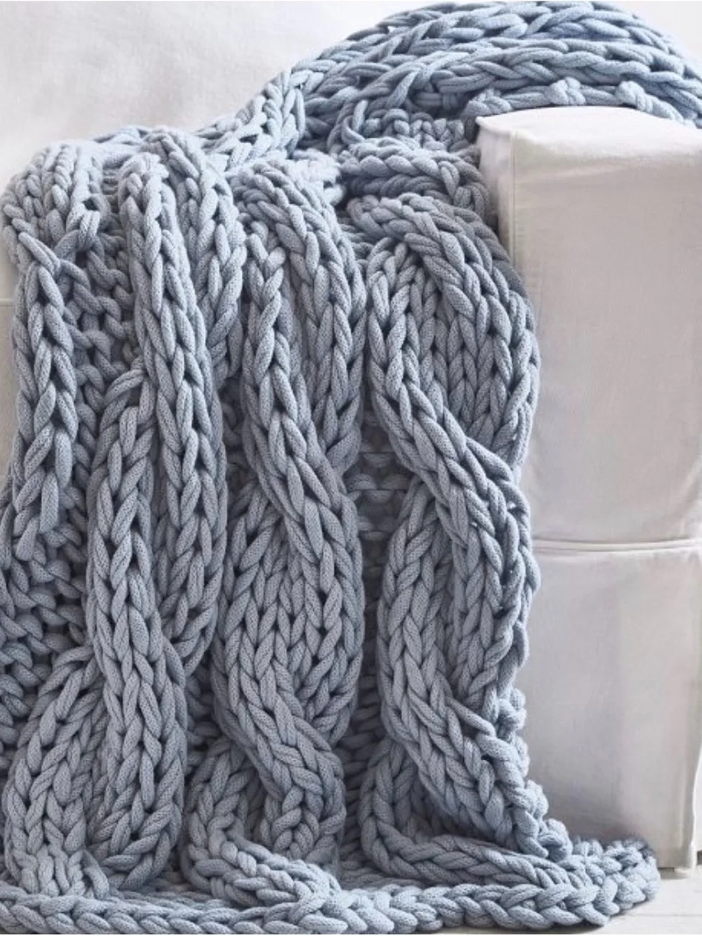 Pottery Barn Chunky Knit Throw Blanket - Light Blue